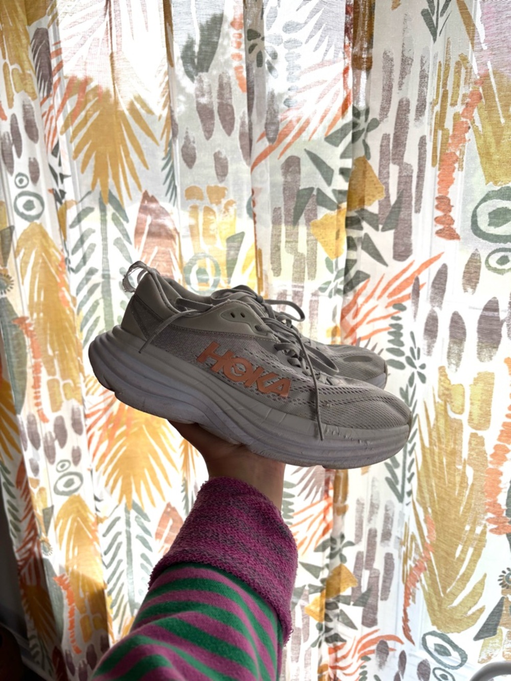 hoka bondi 8 running shoes